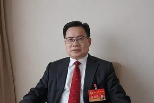 李璇：中国足球不是没请过好教练，但都没长久就是一届大赛成绩